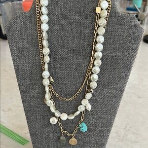 Elegant Gold and White Pearl Necklace